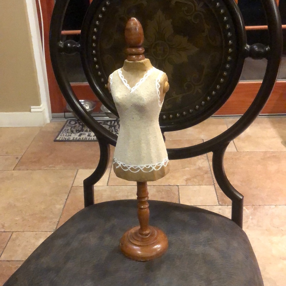 Jewlery holder -17inches tall